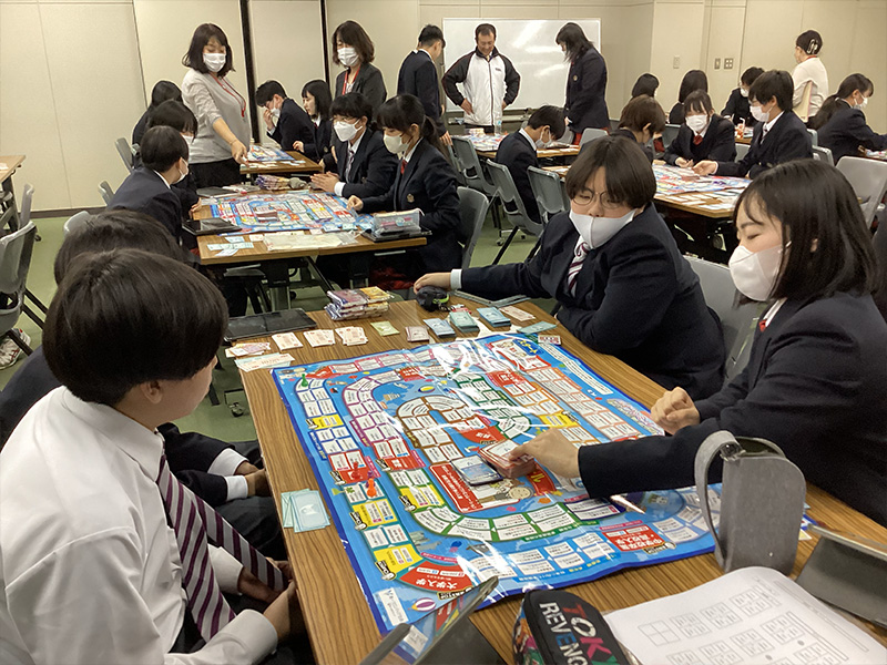 中学校家庭科 出張授業「ライフシミュレーションゲーム」